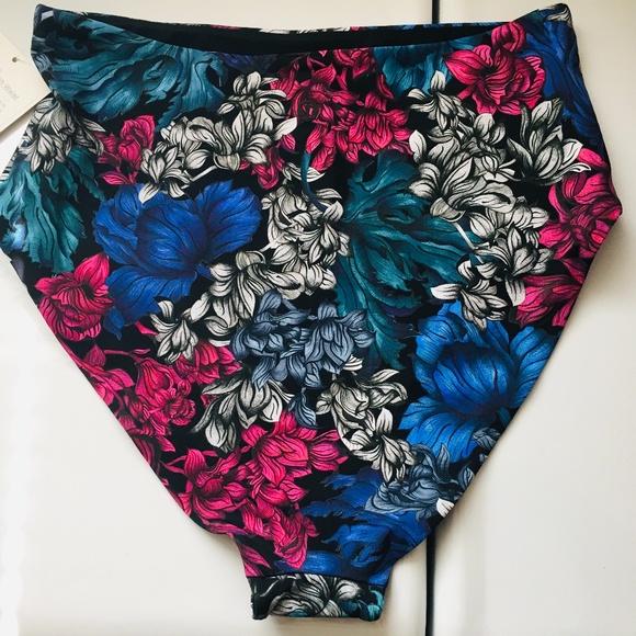 NWT $68 Lululemon Deep Sea High Waist Bikini Bottom Nocturnal Floral - Picture 4 of 8